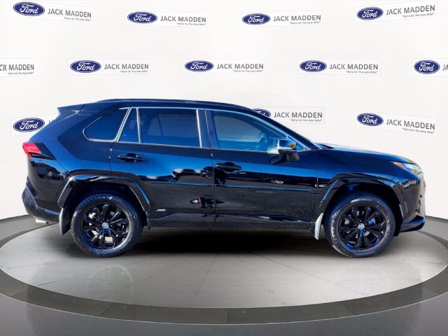 Used 2024 Toyota RAV4 SE w/ Convenience Package AWD/4WD image 6