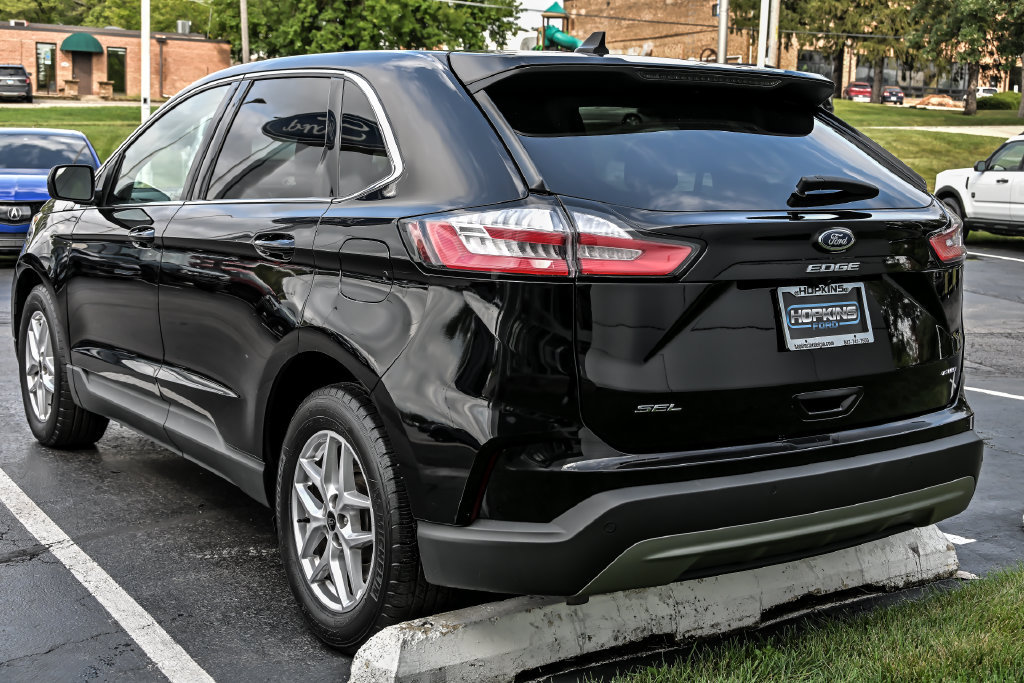 Certified 2023 Ford Edge SEL w/ Convenience Package AWD/4WD image 6