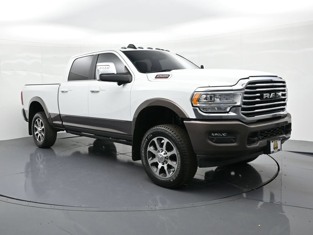 Used 2024 RAM 2500 Limited w/ Towing Technology Group AWD/4WD image 4