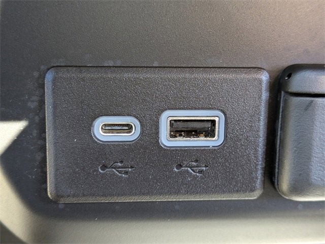 Used 2022 Chevrolet Silverado 1500 Custom image 21