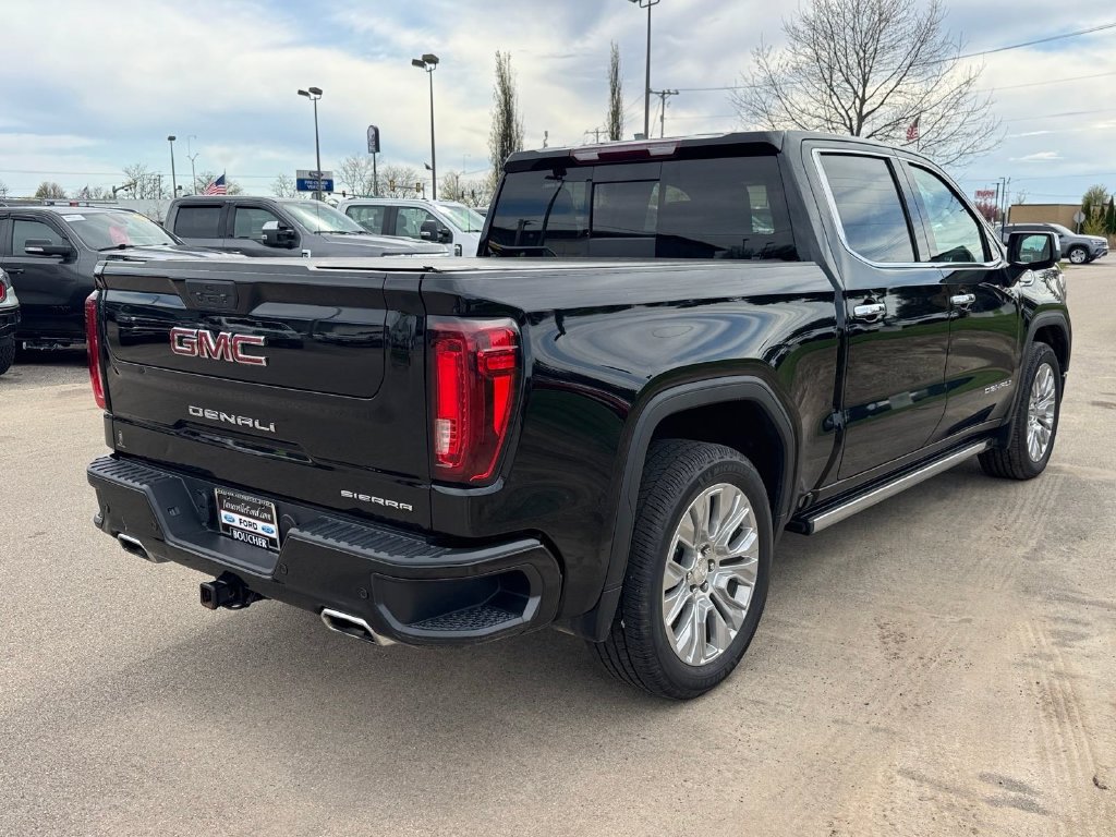 Used 2021 GMC Sierra 1500 Denali w/ Denali Premium Package AWD/4WD image 5