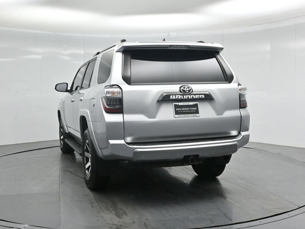 Used 2021 Toyota 4Runner TRD Off-Road image 17