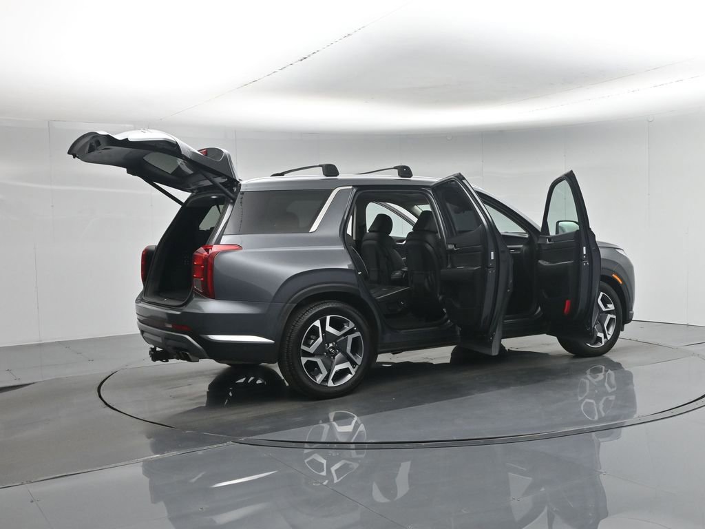 Used 2023 Hyundai Palisade Limited w/ Cargo Package AWD/4WD image 35