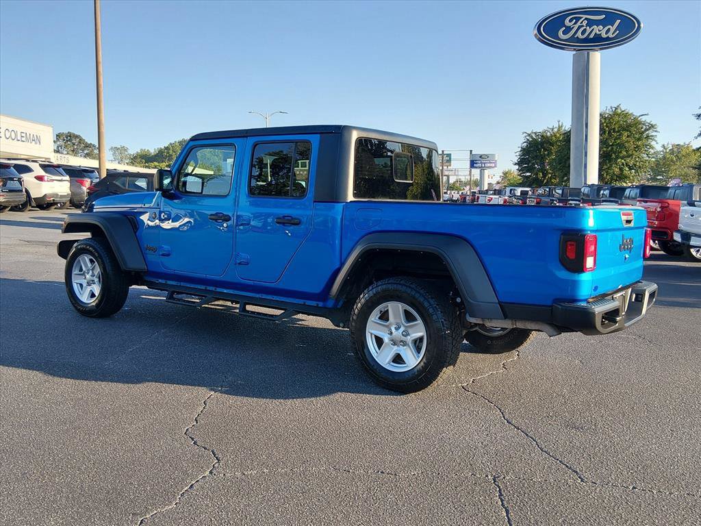 Used 2023 Jeep Gladiator Sport AWD/4WD image 6