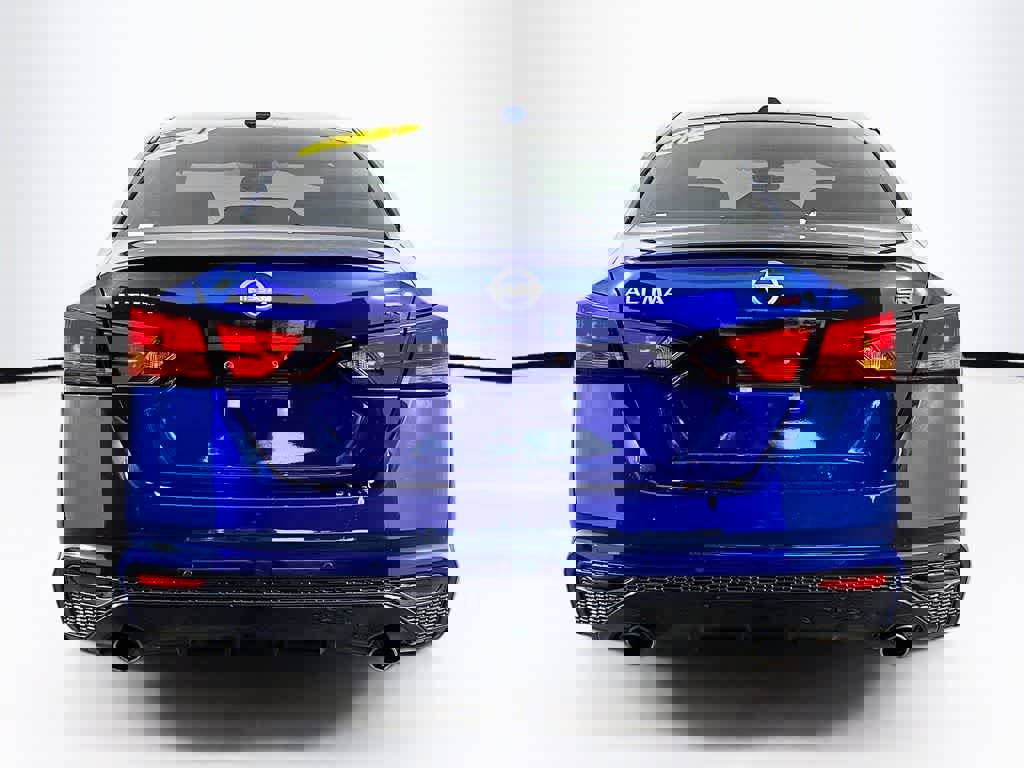 Used 2024 Nissan Altima 2.5 SR image 5