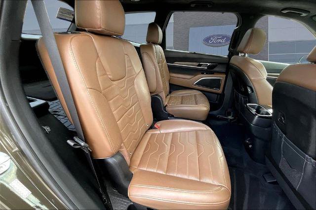 Used 2020 Kia Telluride SX w/ SX Prestige Package AWD/4WD image 25