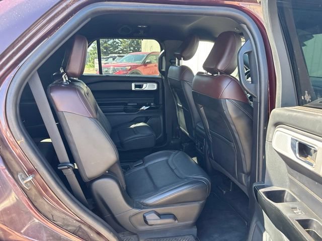 Certified 2022 Ford Explorer Platinum w/ Equipment Group 601A AWD/4WD image 12