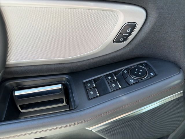 Certified 2025 Ford Expedition Active image 24