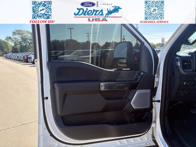 Certified 2025 Ford F350 Platinum w/ FX4 Off-Road Package AWD/4WD image 12