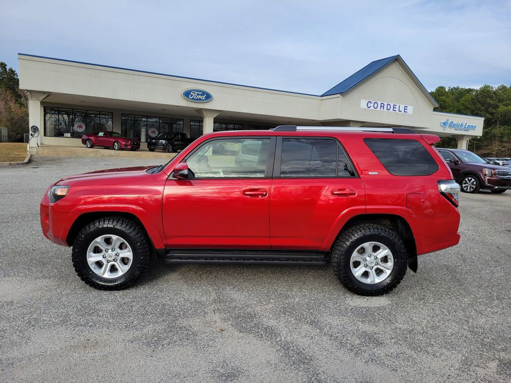 Used 2024 Toyota 4Runner SR5 Premium image 2