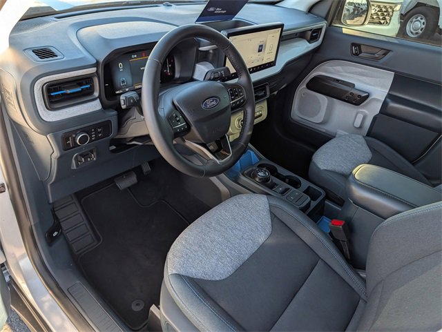 Certified 2025 Ford Maverick XLT w/ XLT Luxury Package image 9