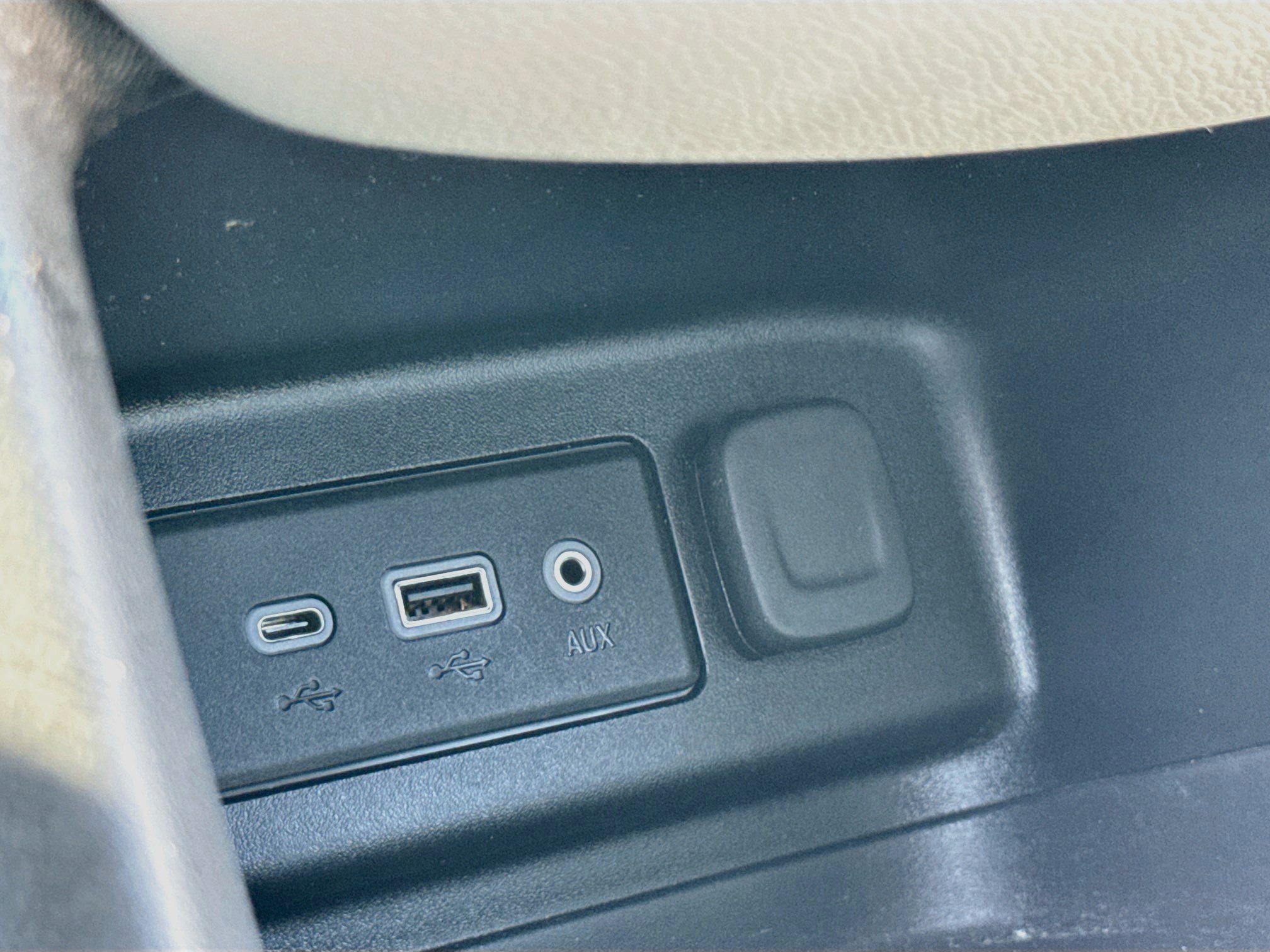 Used 2022 Chevrolet Equinox LT FWD image 18