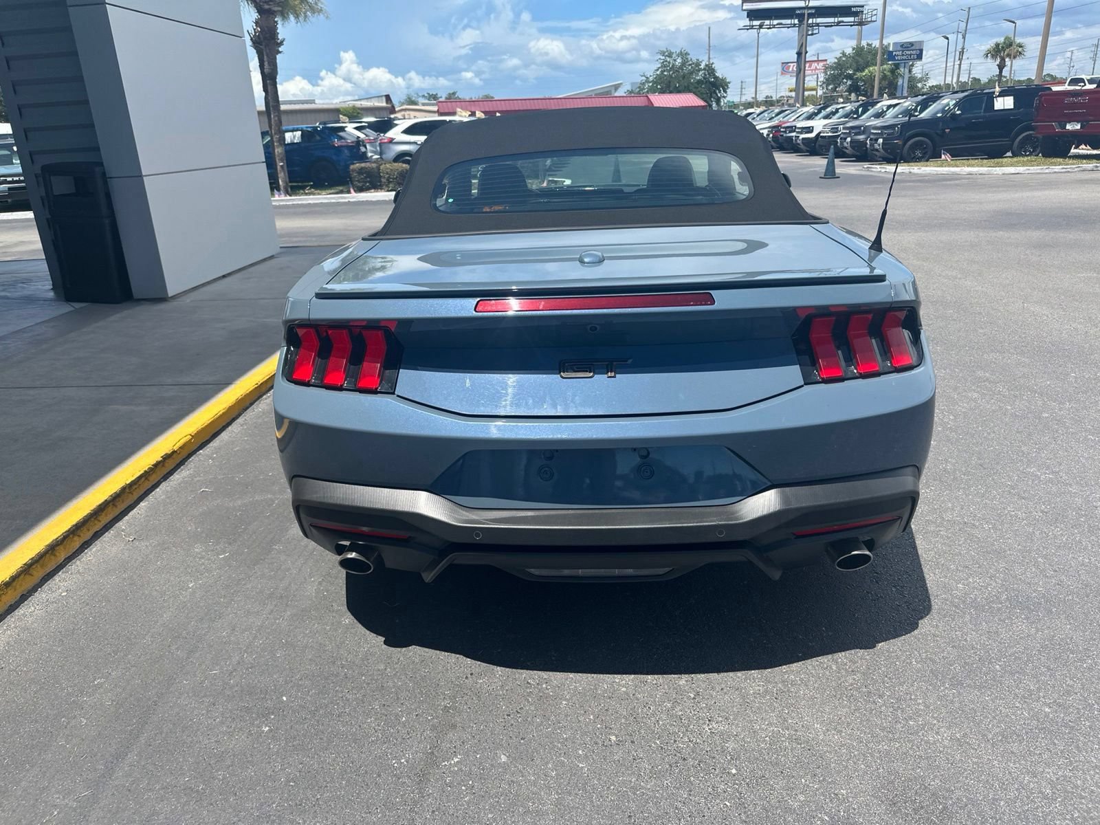 Certified 2025 Ford Mustang GT Premium RWD image 4