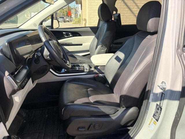 Used 2024 Kia Carnival SX Prestige FWD image 7