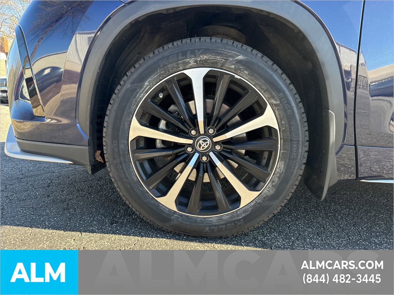 Used 2021 Toyota Highlander XSE image 12