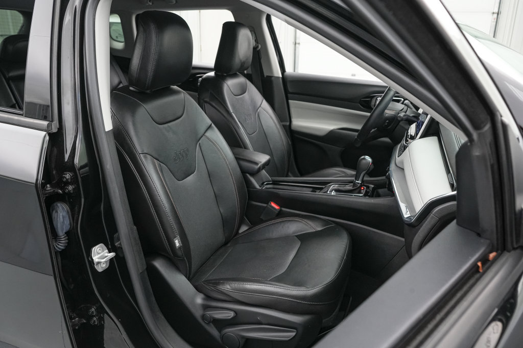 Used 2022 Jeep Compass Limited AWD/4WD image 20