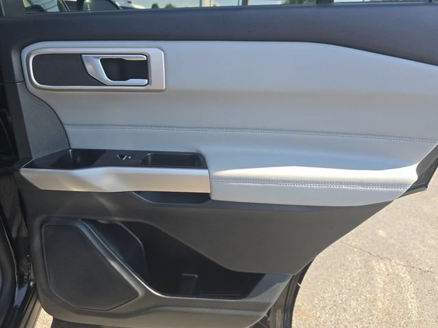 Certified 2023 Ford Explorer XLT w/ Equipment Group 202A AWD/4WD image 22