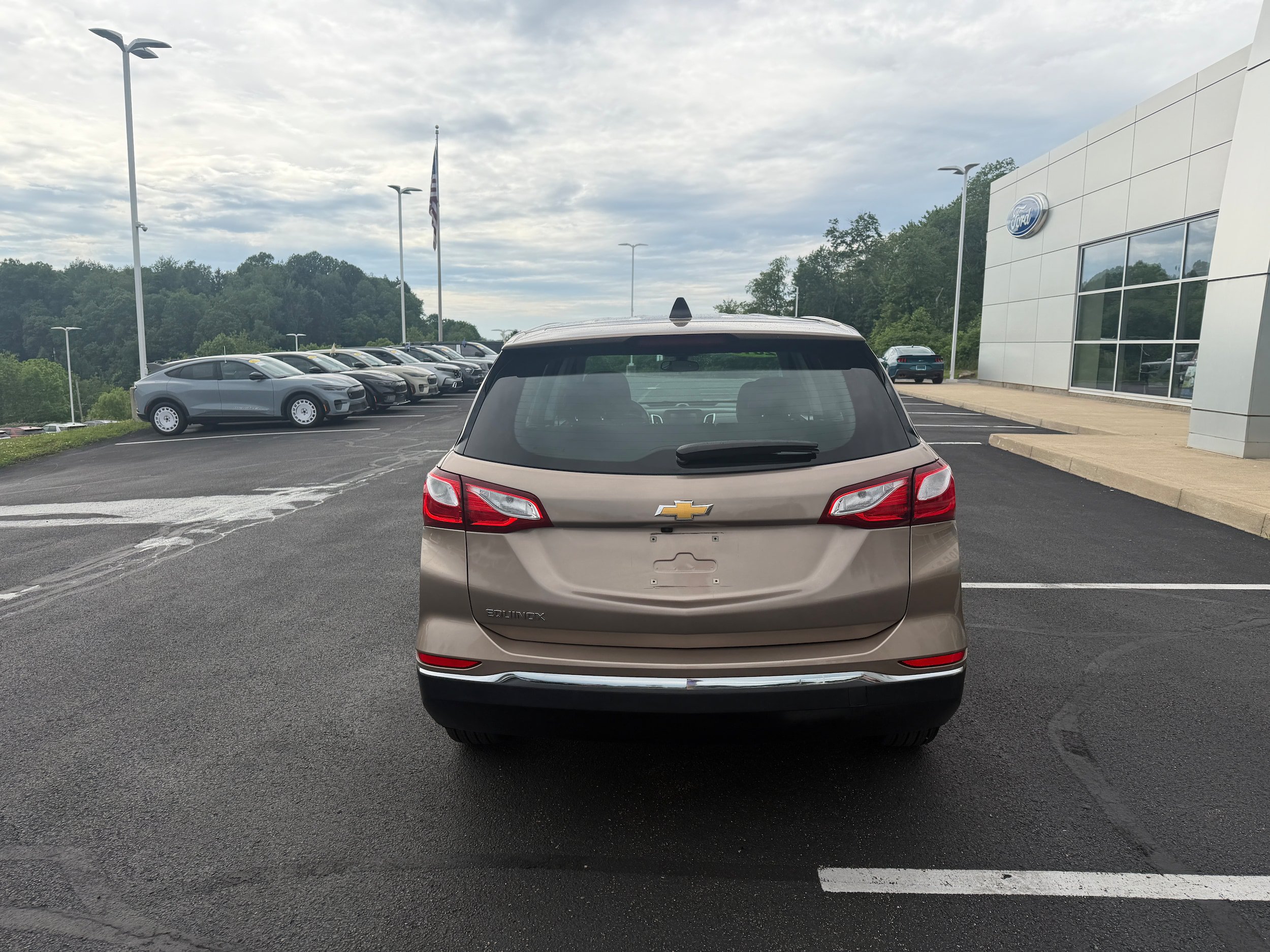 Used 2018 Chevrolet Equinox LS FWD image 7
