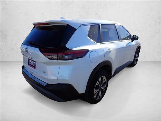 Used 2022 Nissan Rogue SV image 4