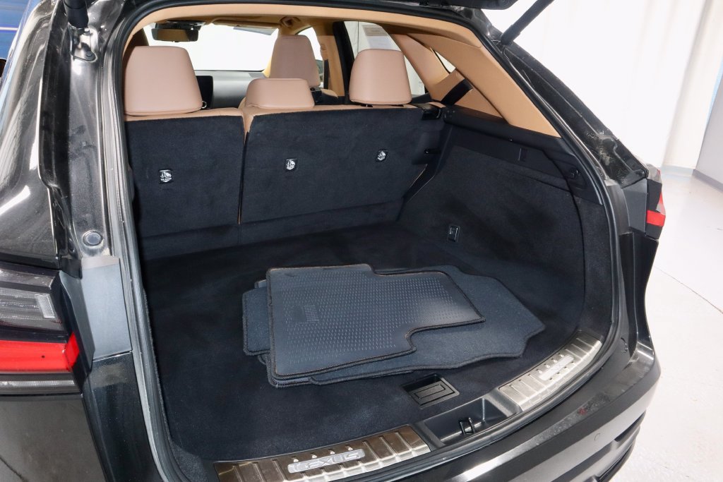 Used 2024 Lexus NX 250 FWD image 13
