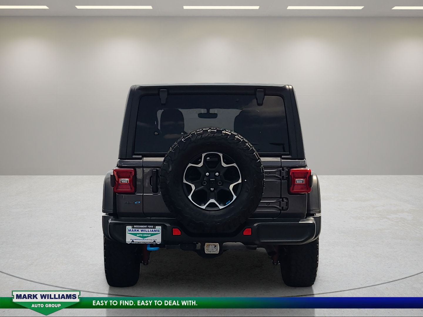 Used 2022 Jeep Wrangler Unlimited Rubicon 4xe AWD/4WD image 5