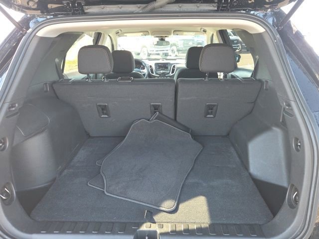 Used 2024 Chevrolet Equinox LT image 12