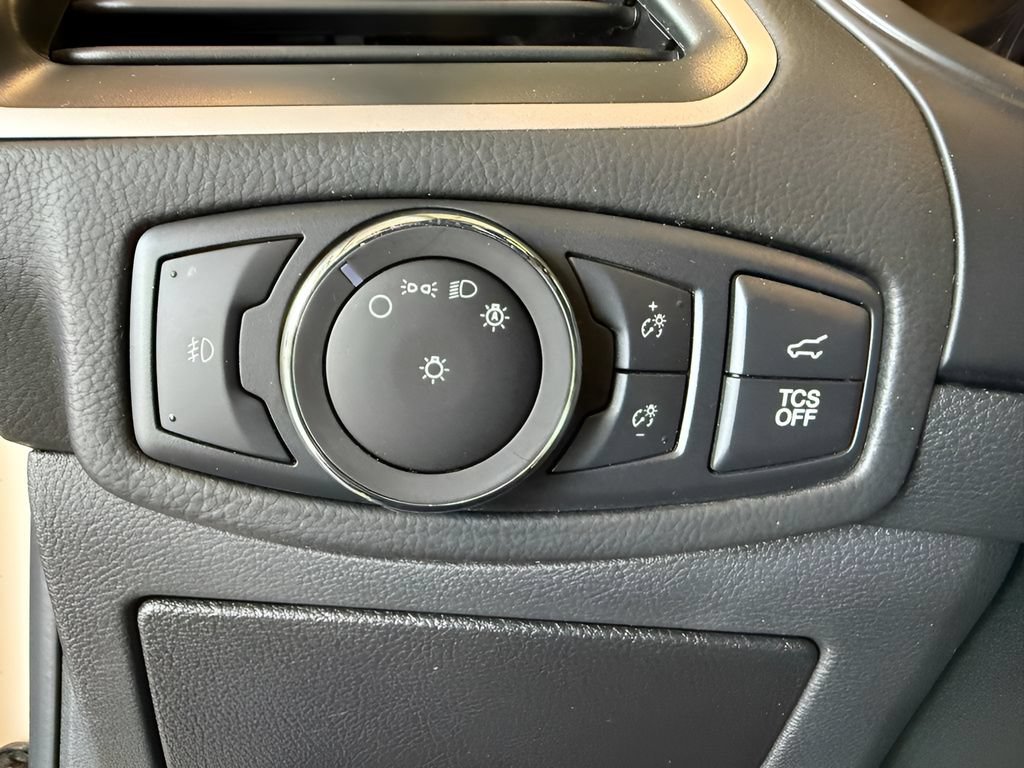 Certified 2023 Ford Edge SEL w/ Convenience Package AWD/4WD image 18