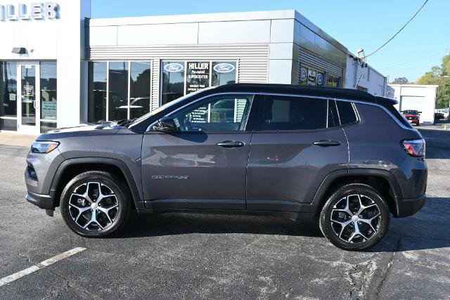 Used 2024 Jeep Compass Limited AWD/4WD image 4