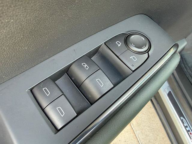 Used 2025 GMC Acadia AT4 w/ Luxury Package AWD/4WD image 14