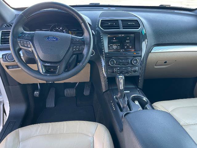 Certified 2016 Ford Explorer XLT w/ Equipment Group 202A image 24