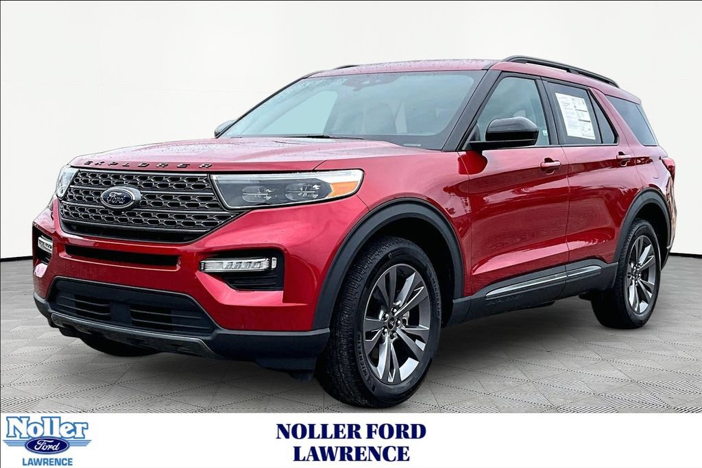 Certified 2024 Ford Explorer XLT w/ Equipment Group 202A