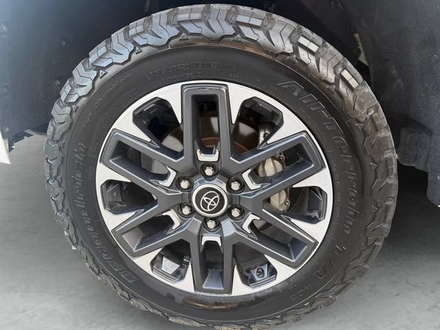 Used 2024 Toyota Tundra Limited w/ Power Package AWD/4WD image 24