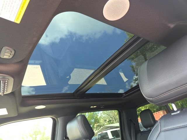 Certified 2023 Ford F150 Raptor AWD/4WD image 6