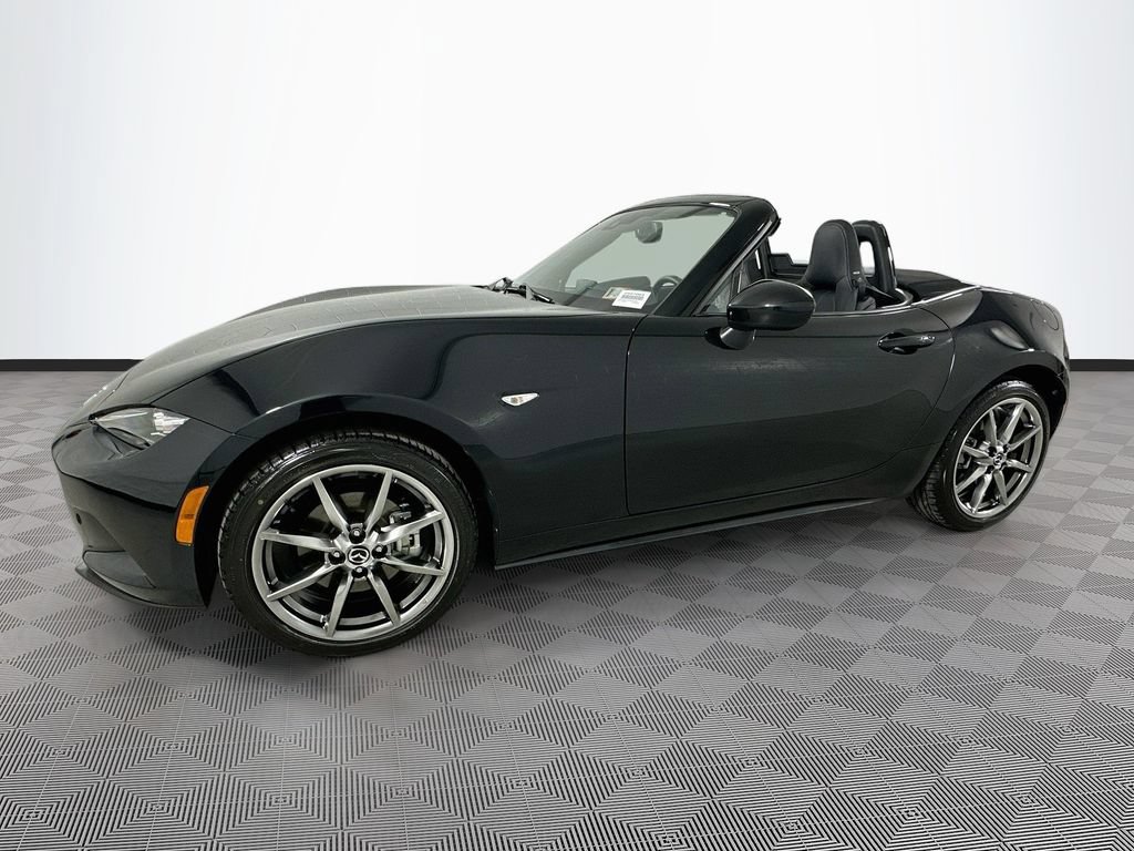 Used 2022 MAZDA MX-5 Miata Grand Touring w/ Weather Package RWD image 6