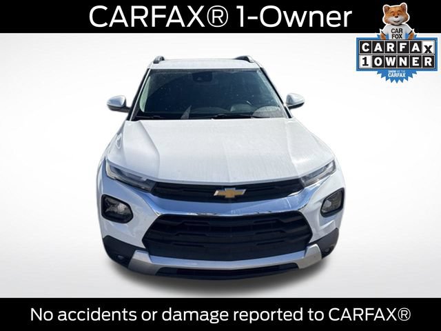 Used 2023 Chevrolet TrailBlazer LT w/ Convenience Package FWD image 2