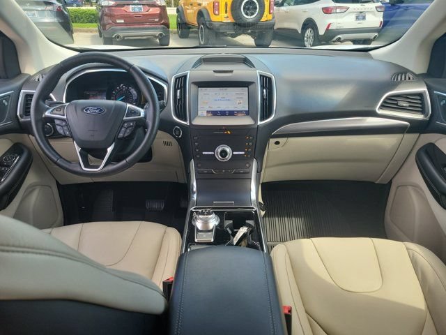 Certified 2020 Ford Edge Titanium FWD image 19