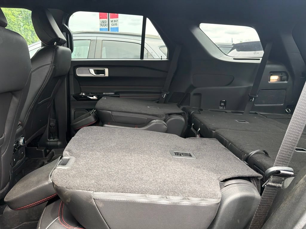 Certified 2023 Ford Explorer ST-Line w/ Class IV Trailer Tow Package AWD/4WD image 7