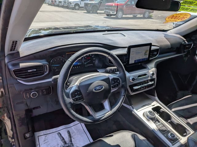 Certified 2023 Ford Explorer XLT w/ Equipment Group 202A AWD/4WD image 8