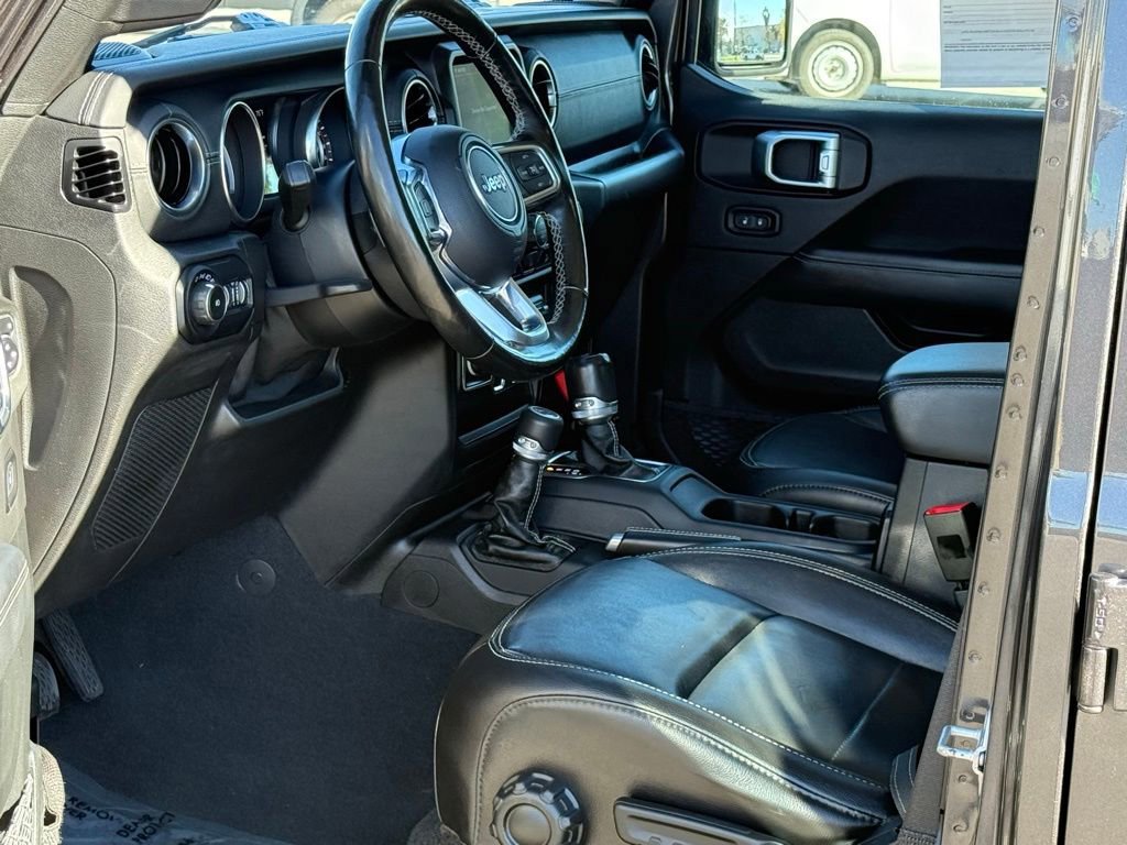 Used 2020 Jeep Wrangler Unlimited Sahara image 6