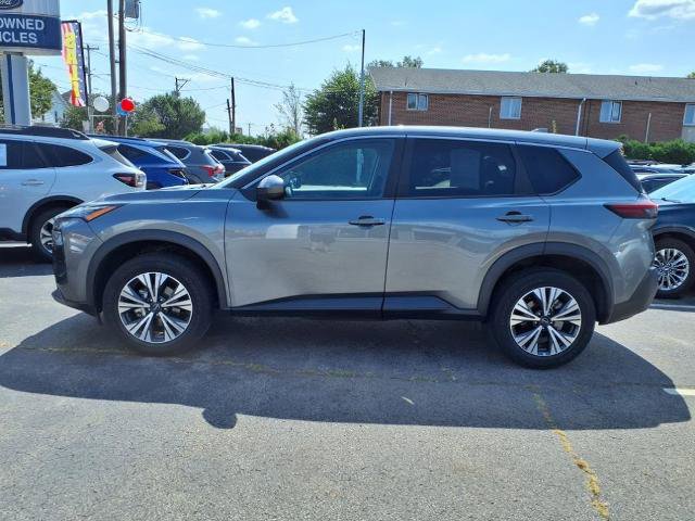 Used 2023 Nissan Rogue SV image 6