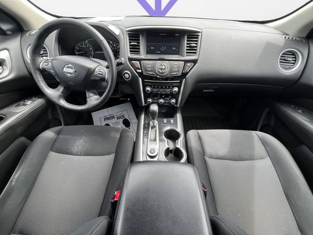 Used 2019 Nissan Pathfinder SV w/ SV All Weather Package AWD/4WD image 12
