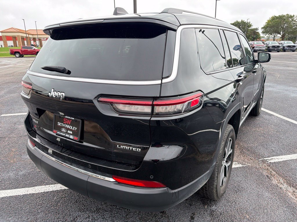 Used 2023 Jeep Grand Cherokee L Limited AWD/4WD image 4