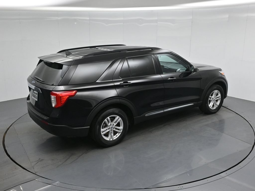 Certified 2023 Ford Explorer XLT RWD image 38