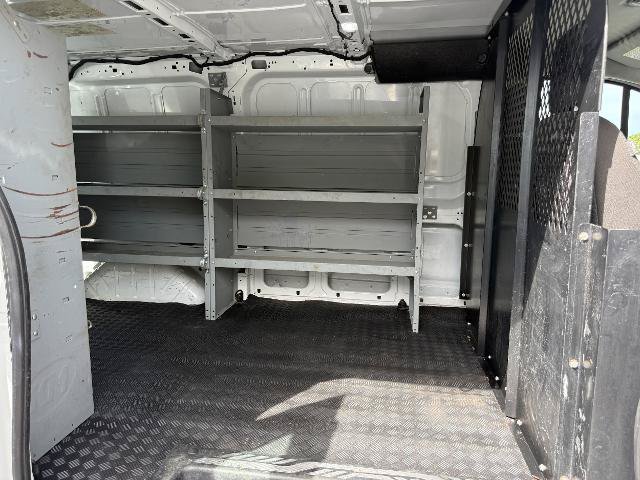 Certified 2019 Ford Transit 250 130 Low Roof w/ Exterior Upgrade Package RWD image 18