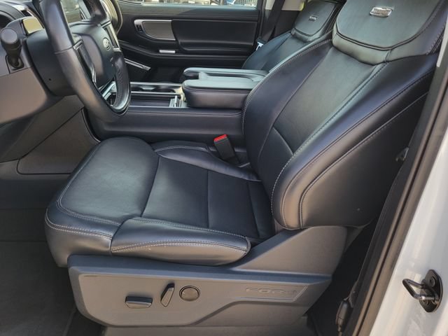 Certified 2025 Ford Expedition Platinum AWD/4WD image 6
