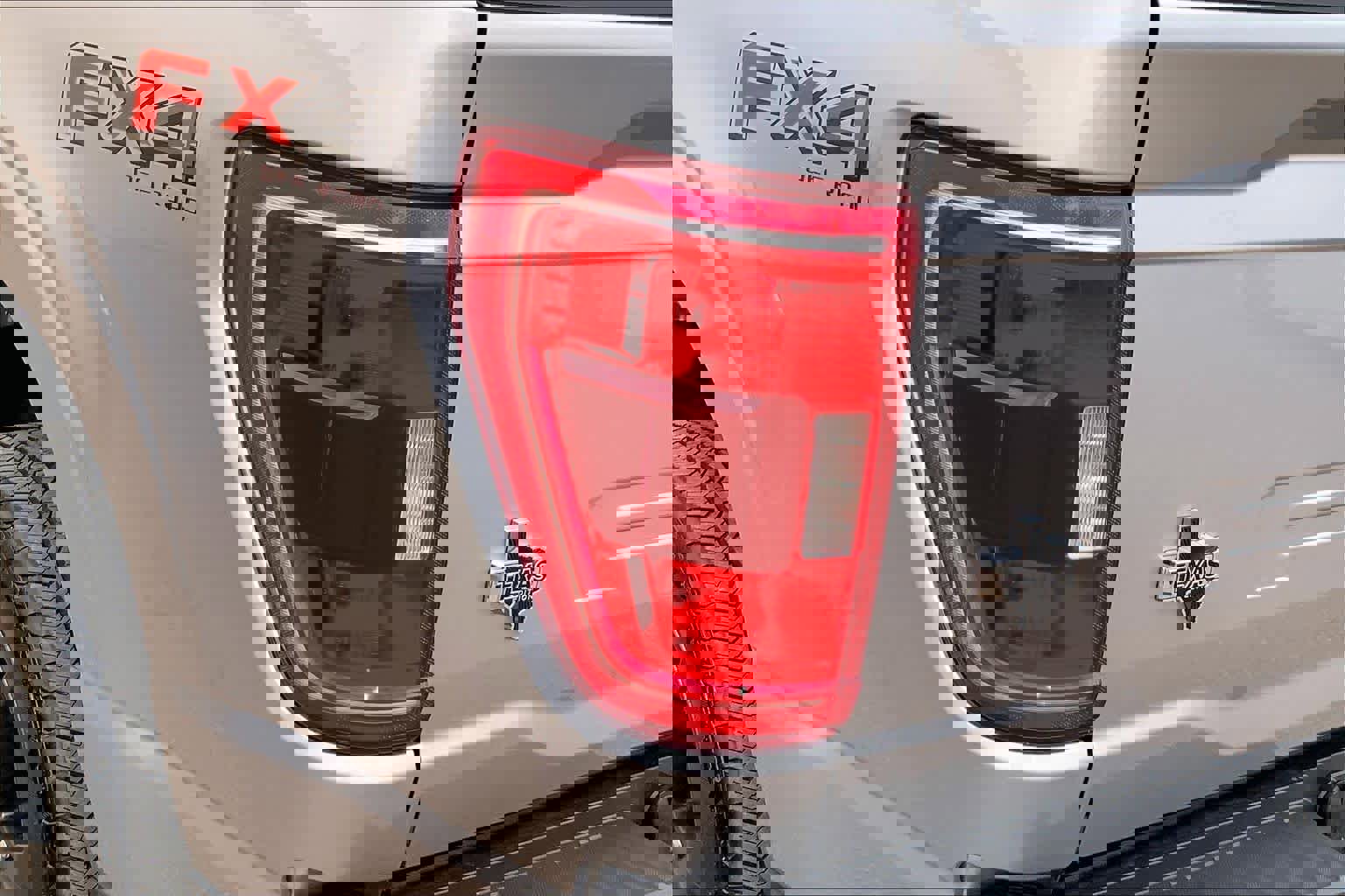 Certified 2022 Ford F150 XLT w/ Equipment Group 302A High image 29