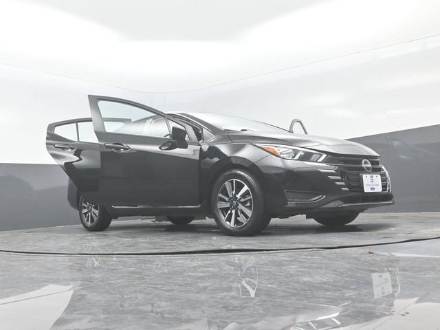 Used 2024 Nissan Versa SV FWD image 28