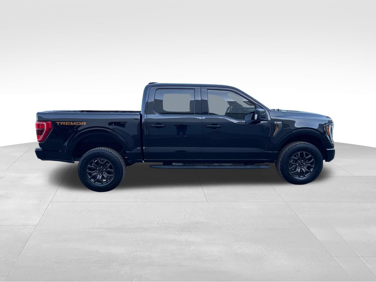 Certified 2022 Ford F150 Tremor w/ Equipment Group 401A Mid AWD/4WD image 6