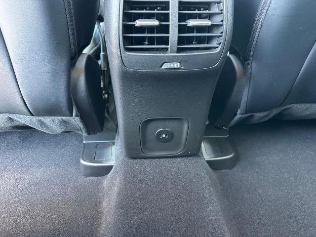 Certified 2023 Ford Escape Platinum AWD/4WD image 10
