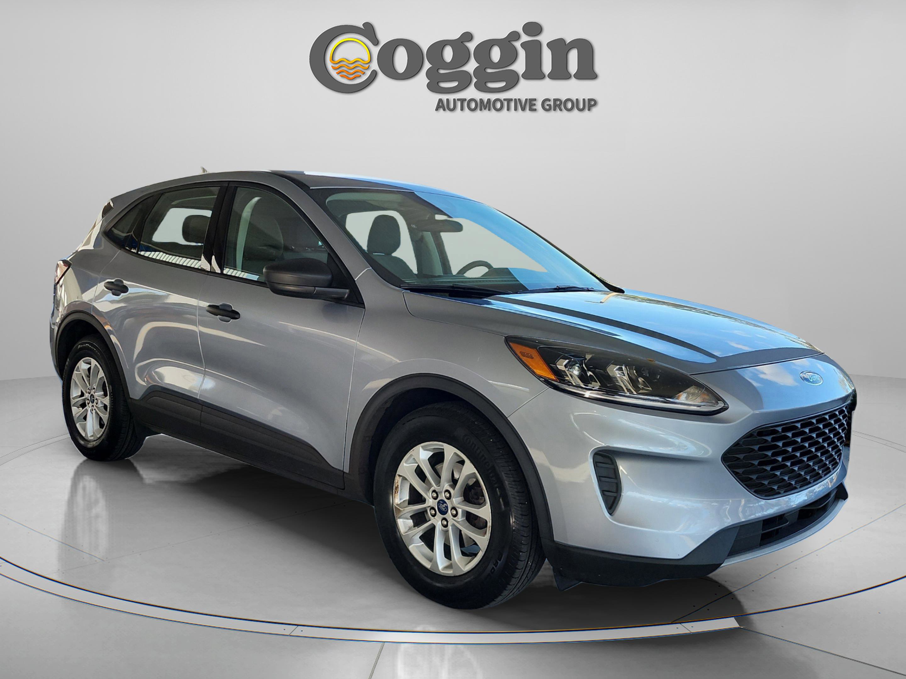 Certified 2022 Ford Escape S image 8